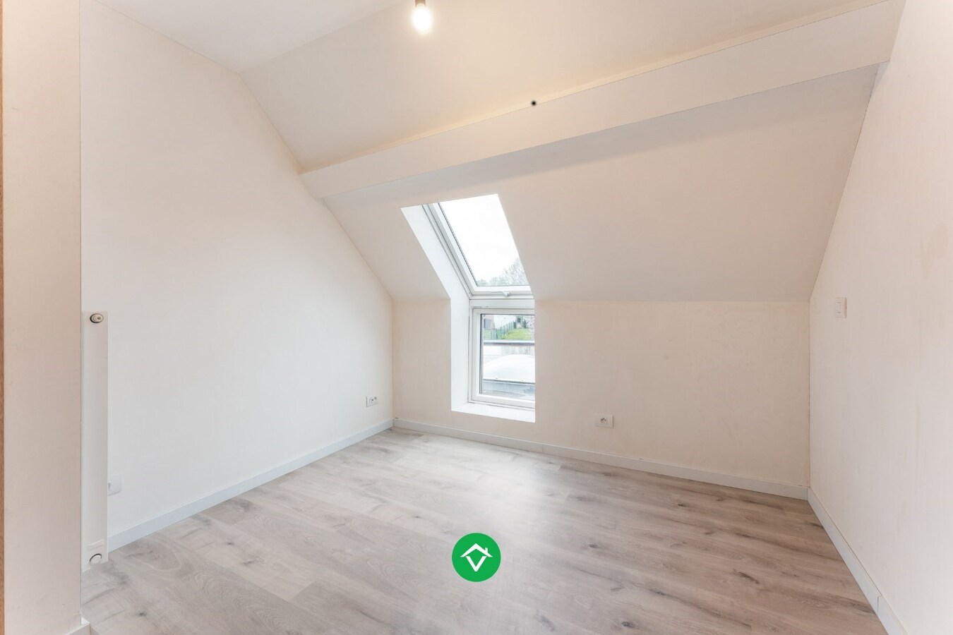 Woning met 3 slaapkamers en inpandige garage te Koekelare 