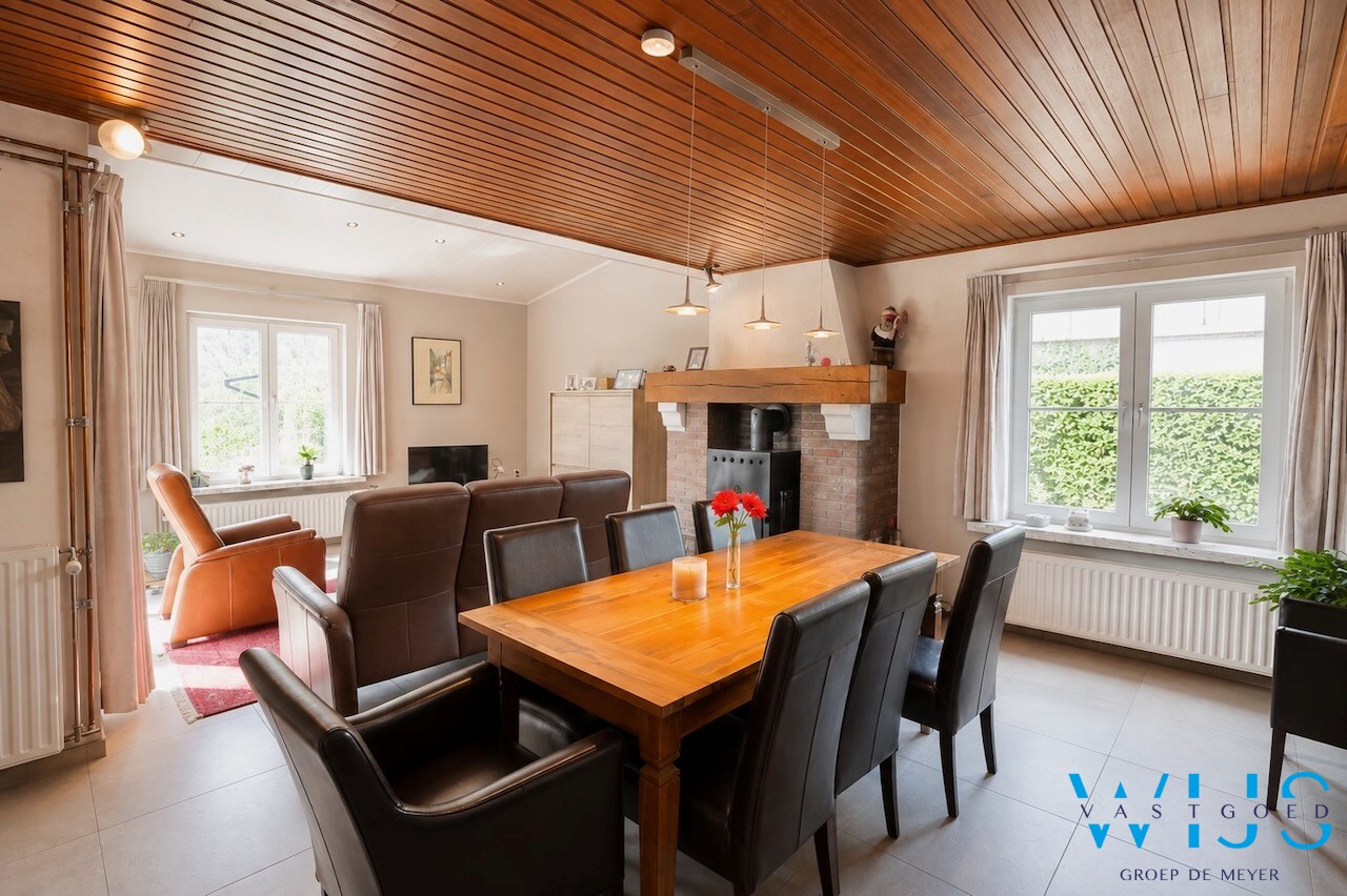 Landelijk gelegen OPEN bebouwing te Boekhoute ! 