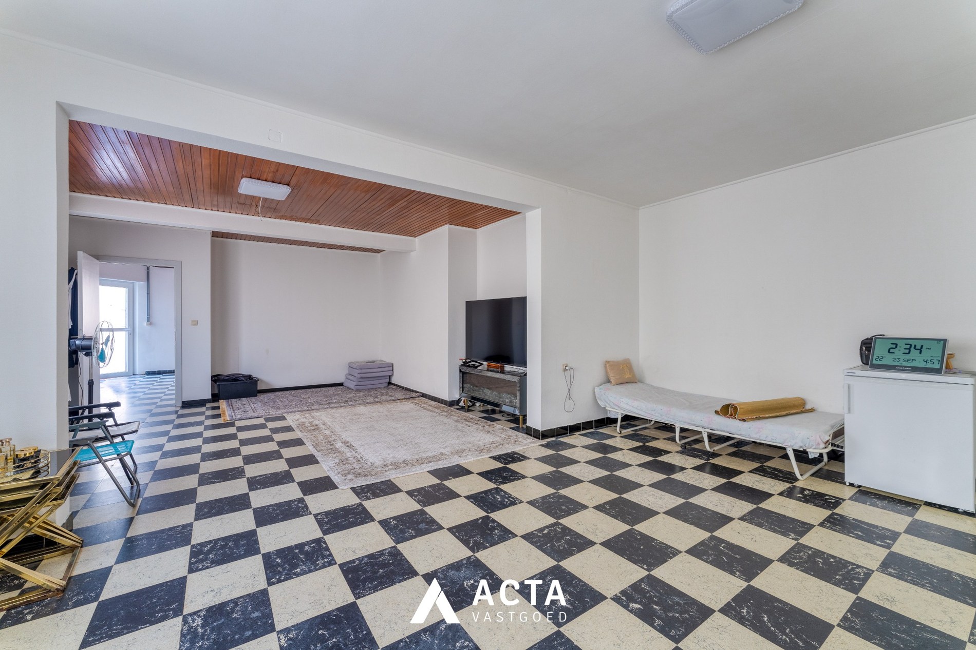 Gerenoveerde opbrengsteigendom met zes appartementen in centrum Oostende 