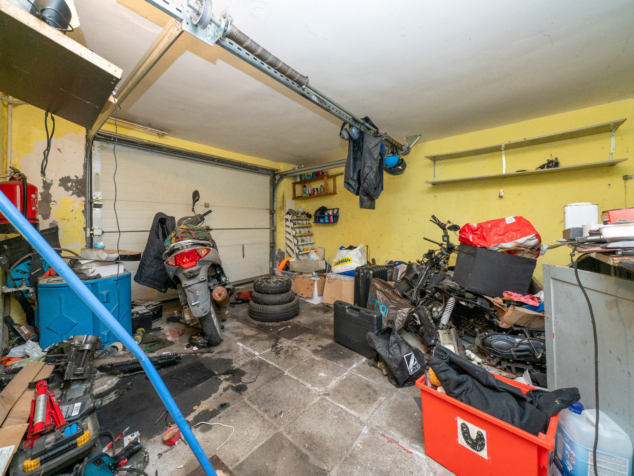 Opbrengstwoning met 3 units op zeer gunstige locatie 