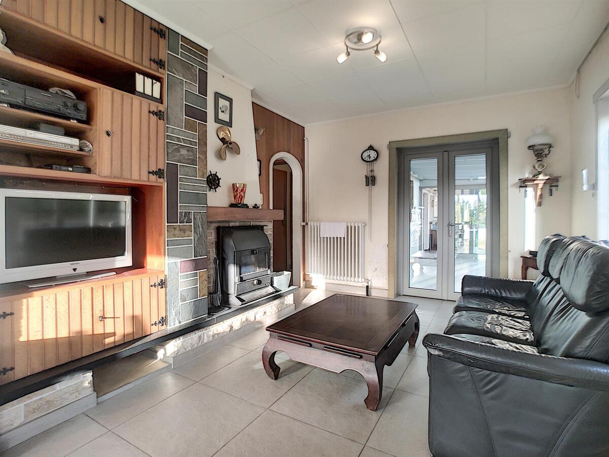 Goed gelegen alleenstaande woning op groot perceel van 828m²- Heist 