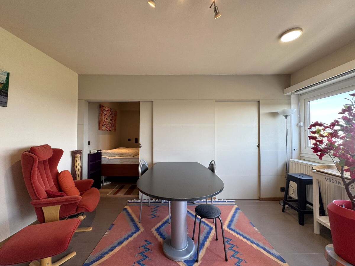 Magnifiek gelegen éénslaapkamerappartement aan de achterzijde van de Zeedijk te Heist 