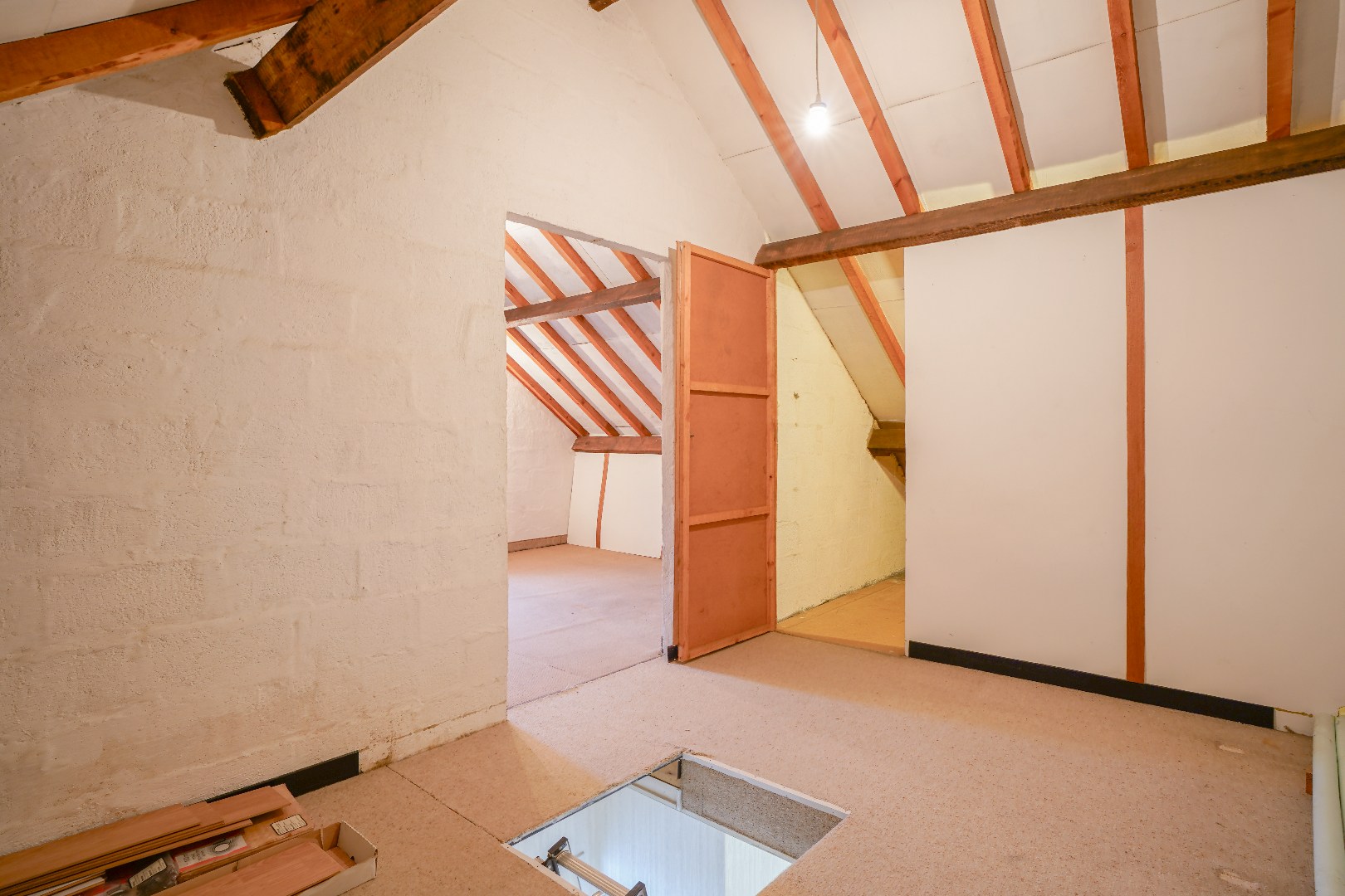 Halfopen bebouwing met 3 slaapkamers, garage en tuin in Sint-Idesbald 