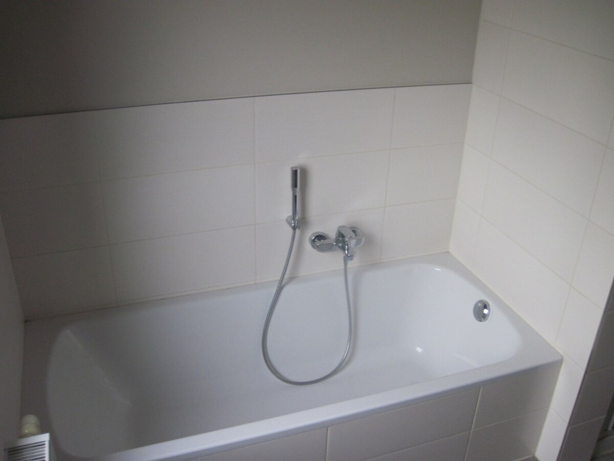 Luxueus en ruim appartement in rustige omgeving. 