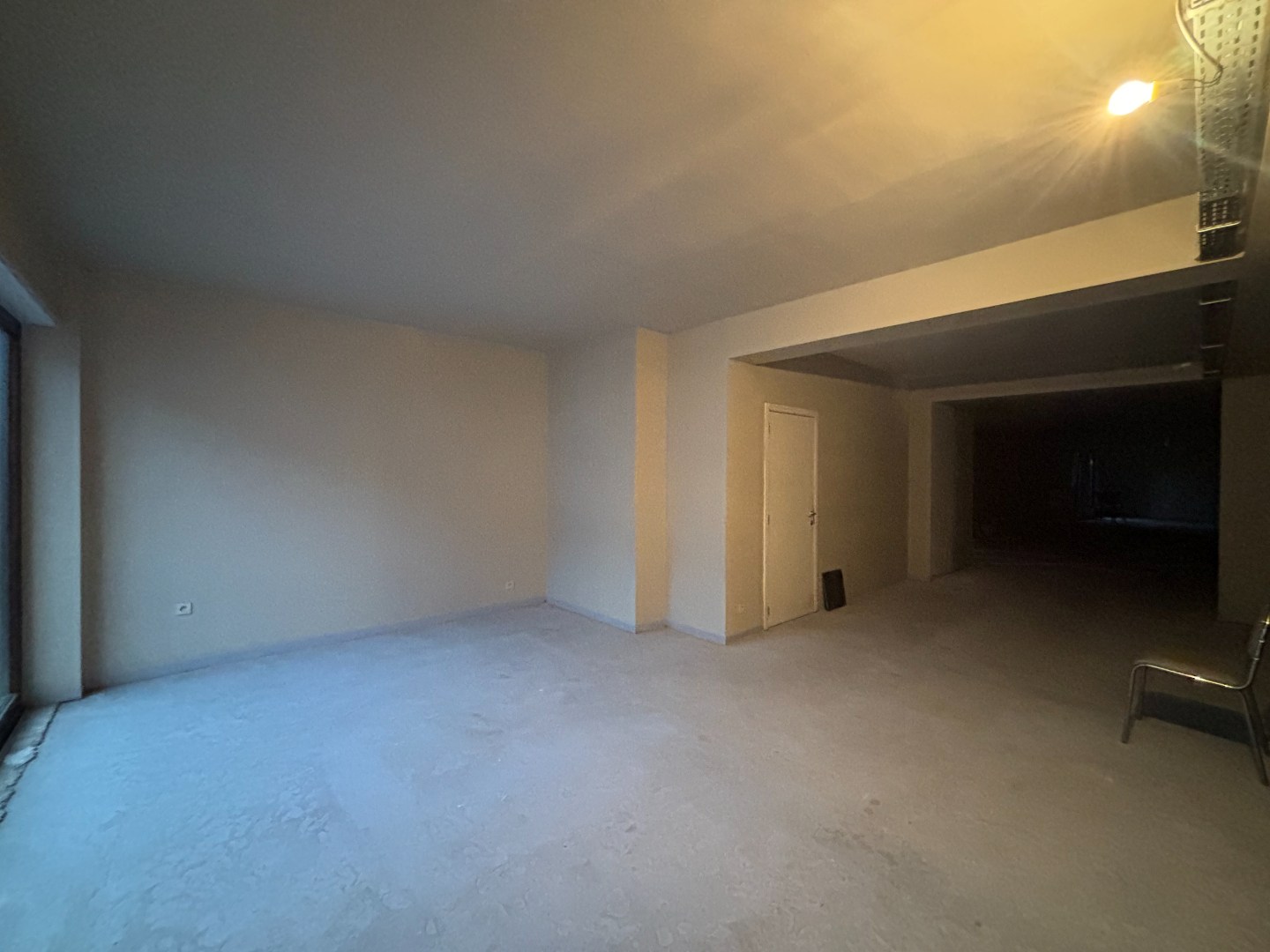 Commerciële winkel te huur in Mol