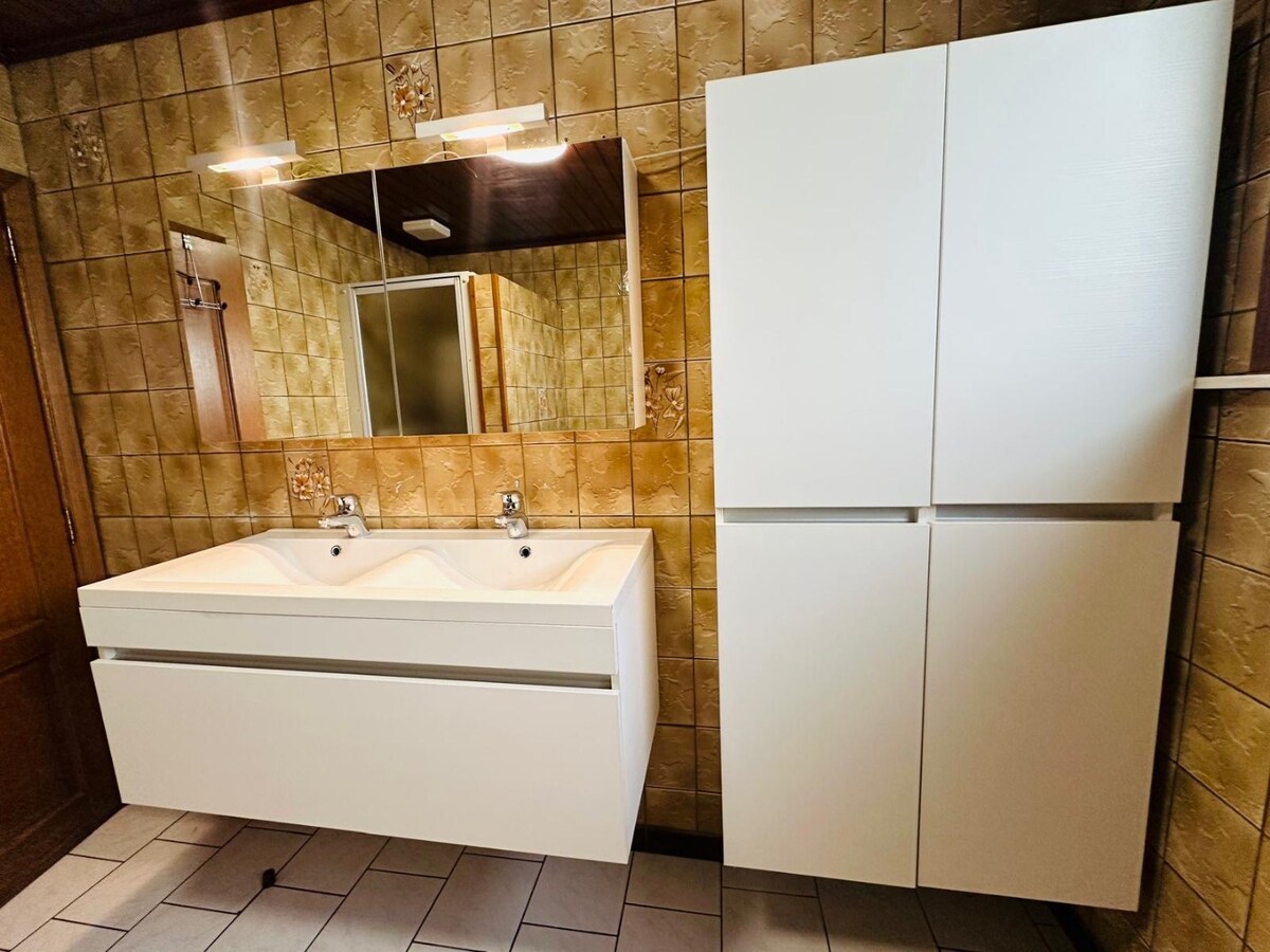 Eigentijdse vrijstaande woning te Peer 