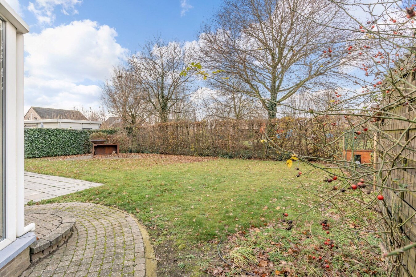 Prachtige ruim gerenoveerde woning. 