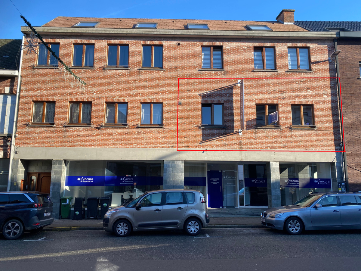 Ruim 2-slaapkamer appartement in centrum Zottegem 