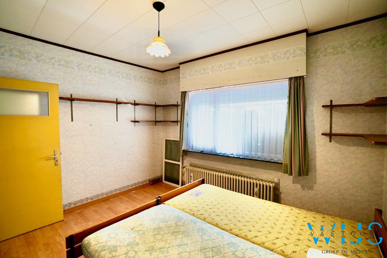 Alleenstaande bungalow op 793m² te Wippelgem ! 