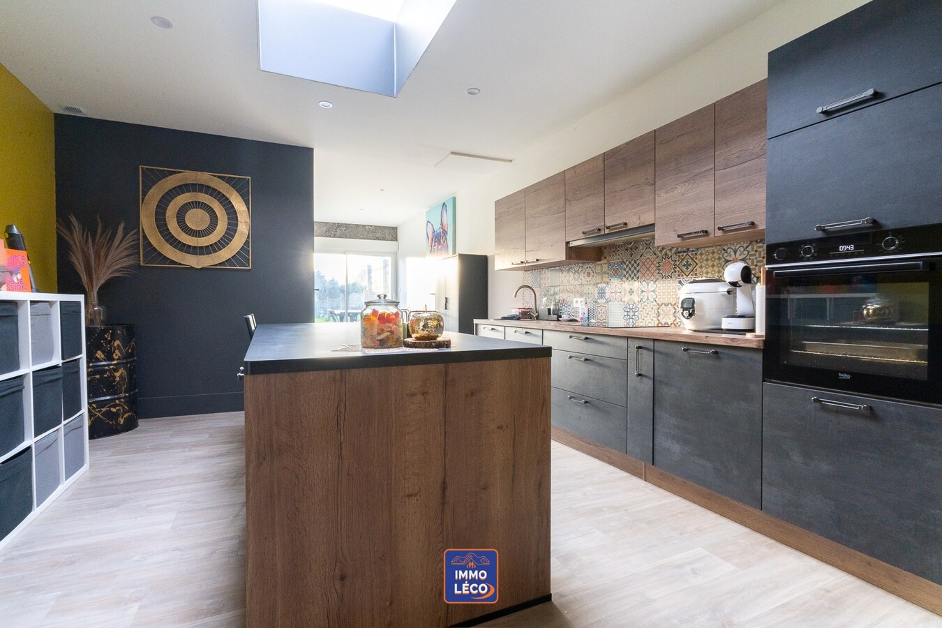 Maison entièrement rénovée en 2021 avec jardin de +/- 130m²  "SUD-EST" ! 