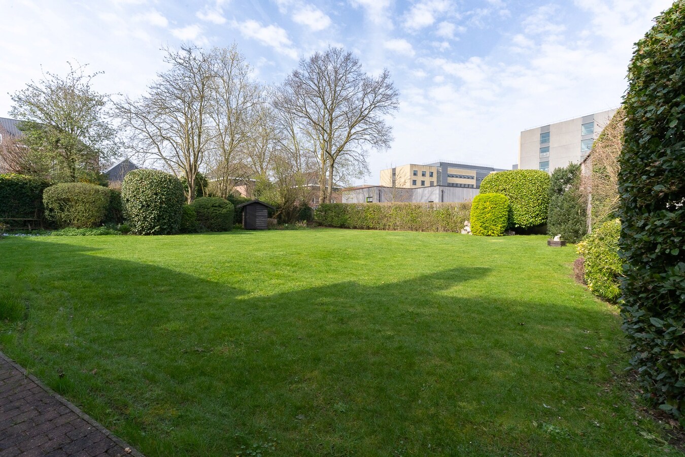 Terrain de 1838m² pour projet immobilier, PLEIN CENTRE-VILLE ! 