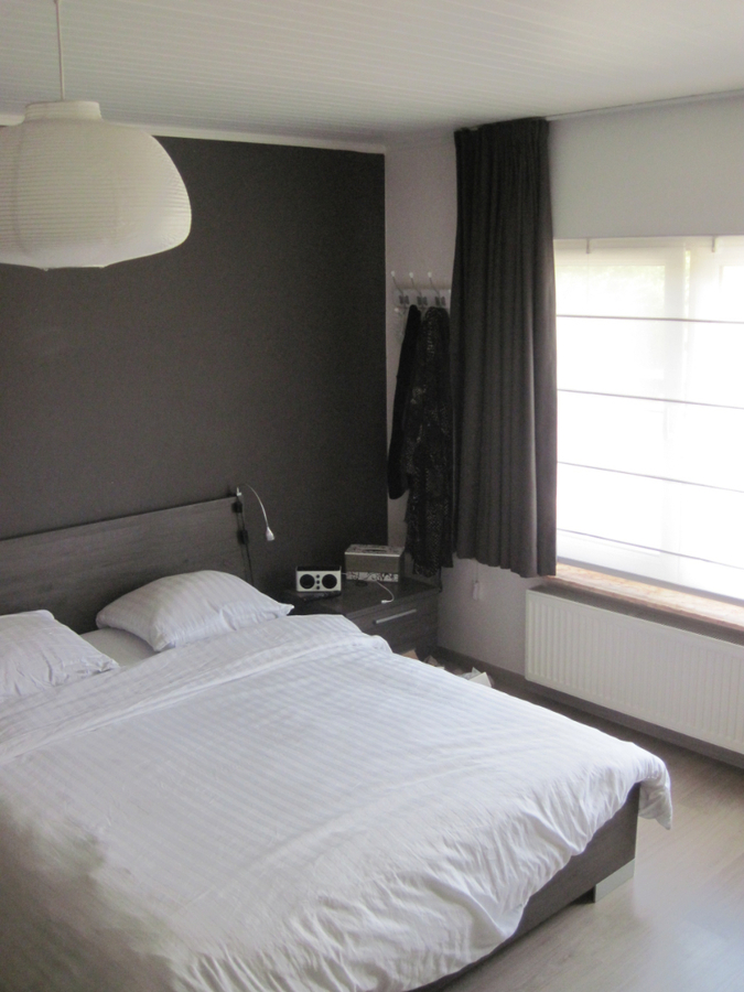 Prachtige en praktische woning (volledig vernieuwd anno 2012) ! 