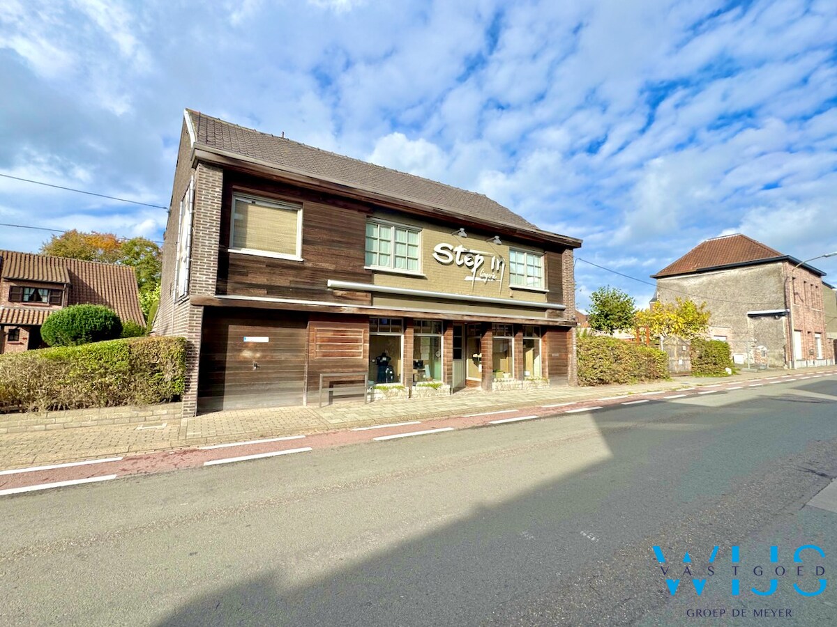 Te koop woning - Oosteeklo