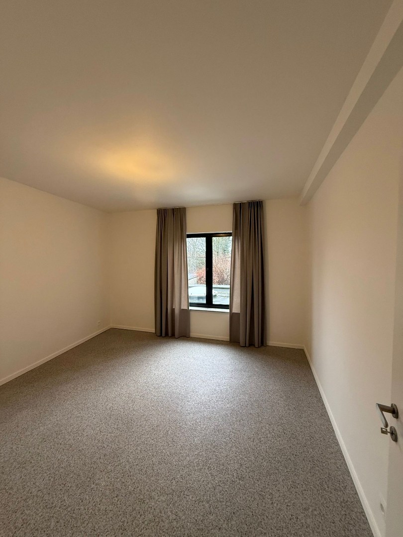 Ruim, energiezuinig appartement met 2 slaapkamers, in het centrum van Geel! 