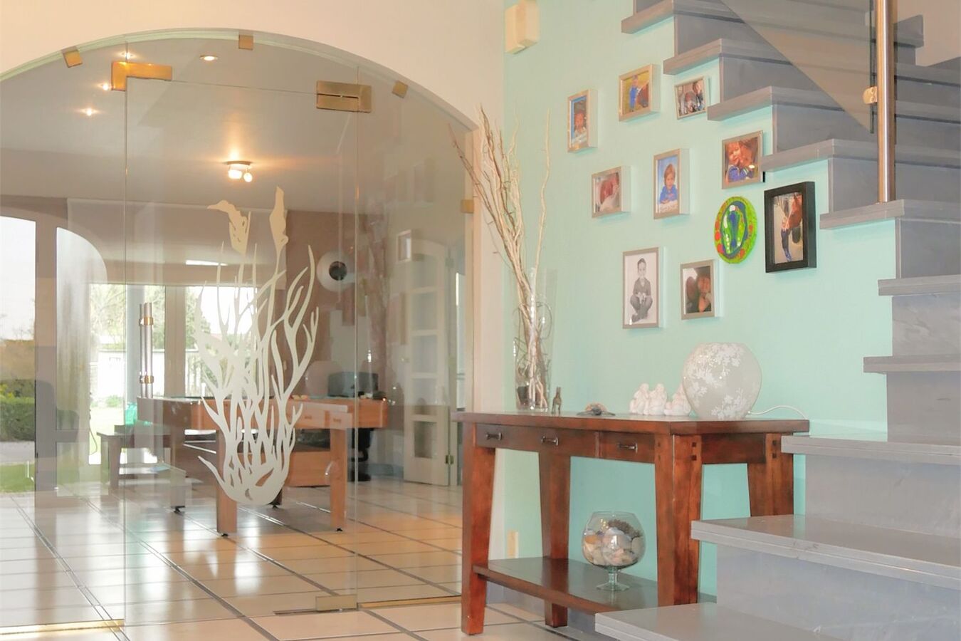 Tijdloze woning op 1254 m² in residentiële wijk 