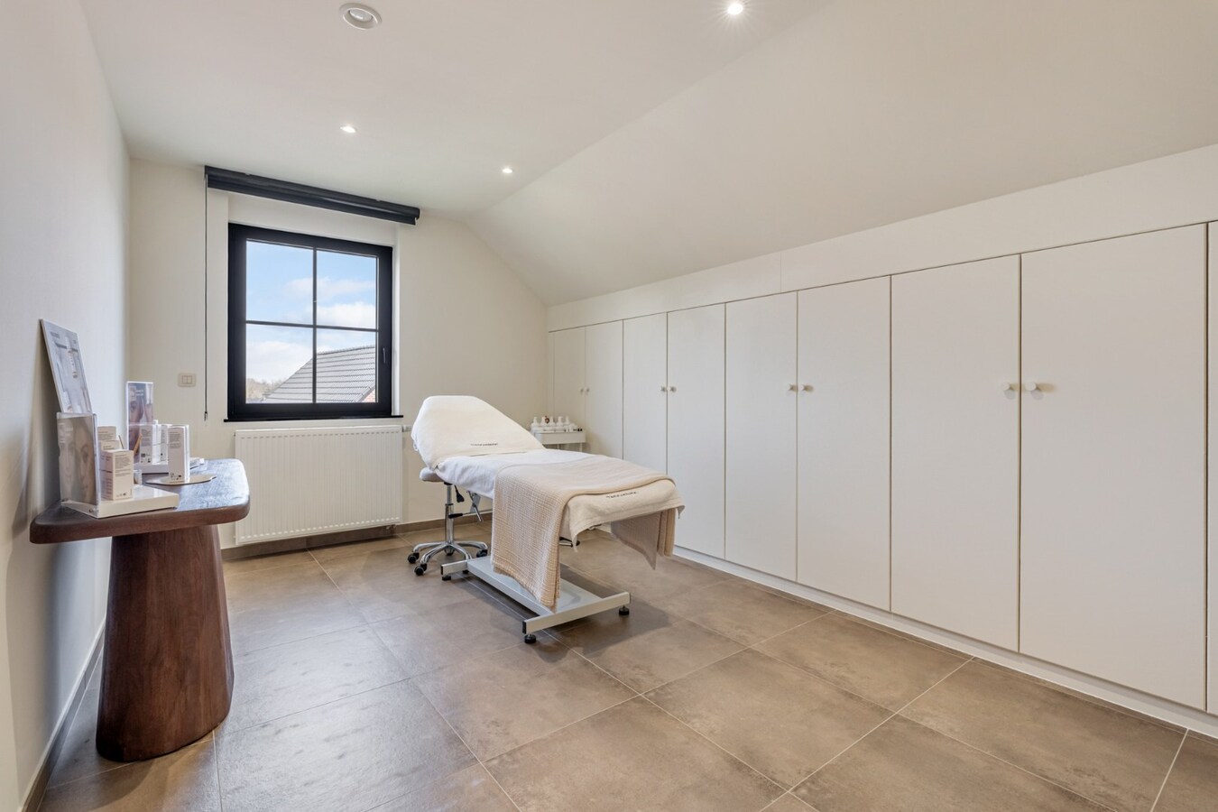 UNIEK VASTGOEDAANBOD! Kwaliteitsvolle pastorijwoning met duurzame technieken en uitzonderlijk wooncomfort 