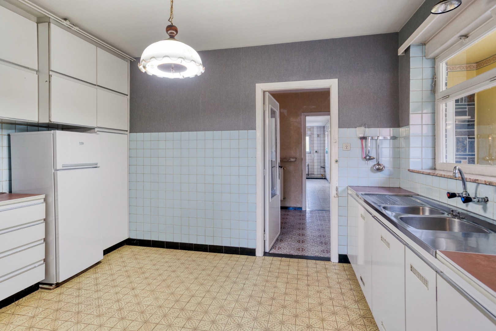 Te renoveren laagbouwwoning in een landelijke omgeving in Geel op een perceel van 16.050m² 