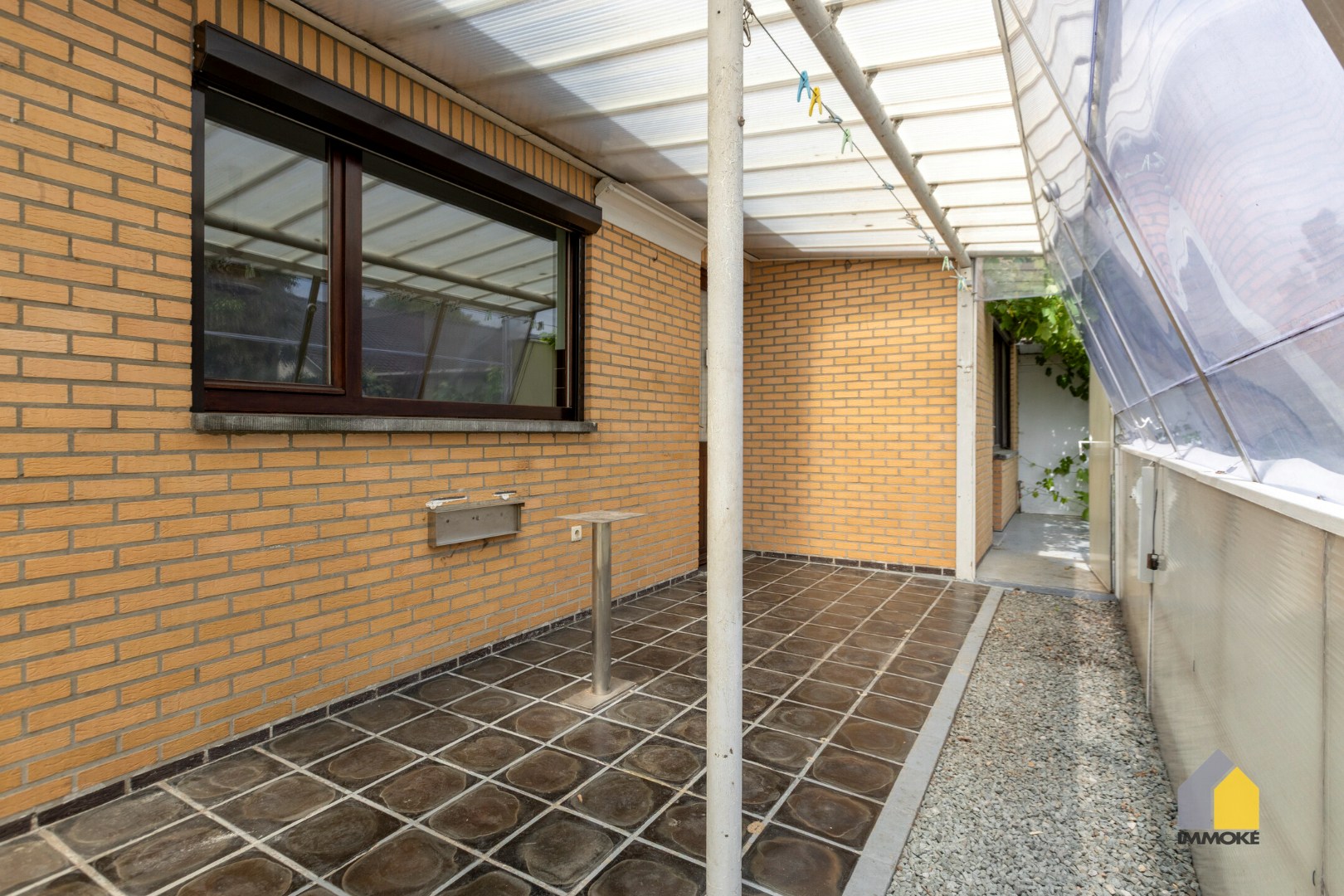 Op te frissen woning met 3 slpk op perceel van 5a 67ca. 