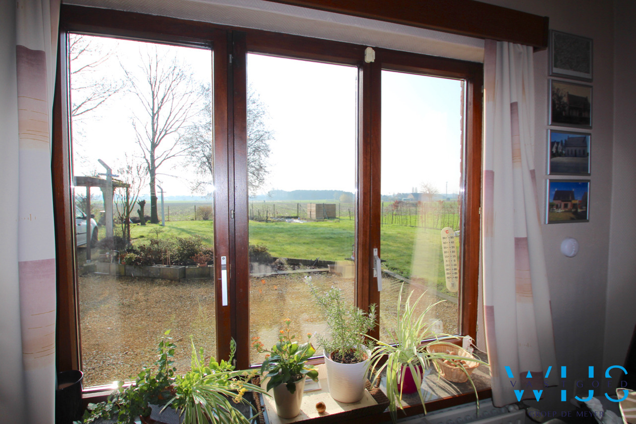 Zeer ruim woonhuis op een ideaal perceel te ADEGEM ! 