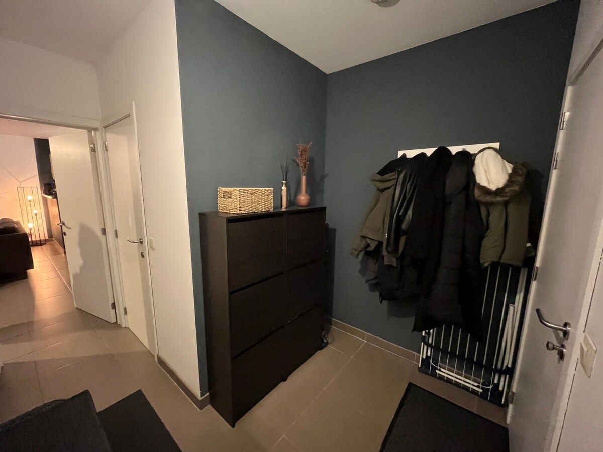 Modern appartement in hartje Dikkelvenne 