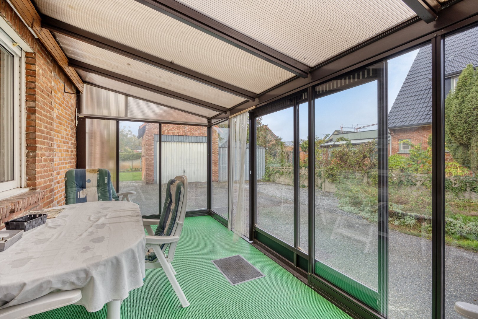 Te renoveren gezinswoning met 2 slpk. nabij het centrum van Leopoldsburg 