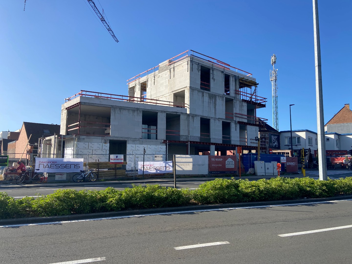 Prestigieus hoekappartement in residentie "Angelus" op een topligging te Waregem! 