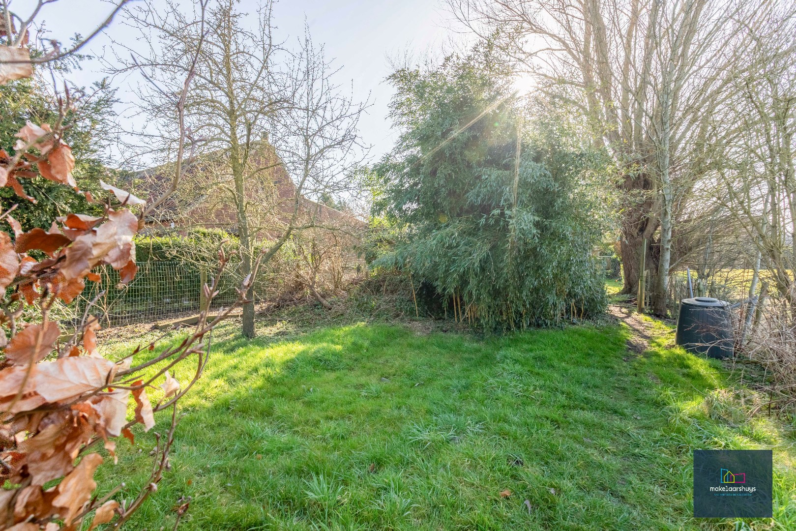 Te renoveren HOB op schitterende locatie te Drongen 