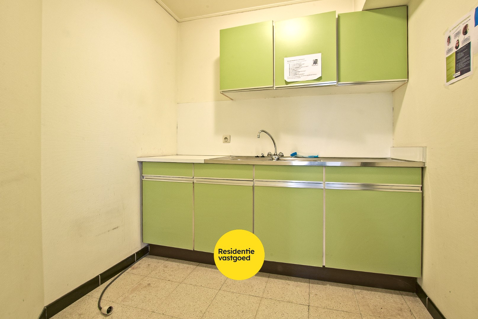 Centraal gelegen appartement(148 m²) in centrum Diksmuide! 