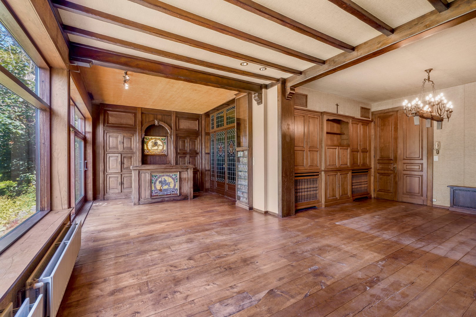 Uniek herenhuis in het centrum van Oudenburg 