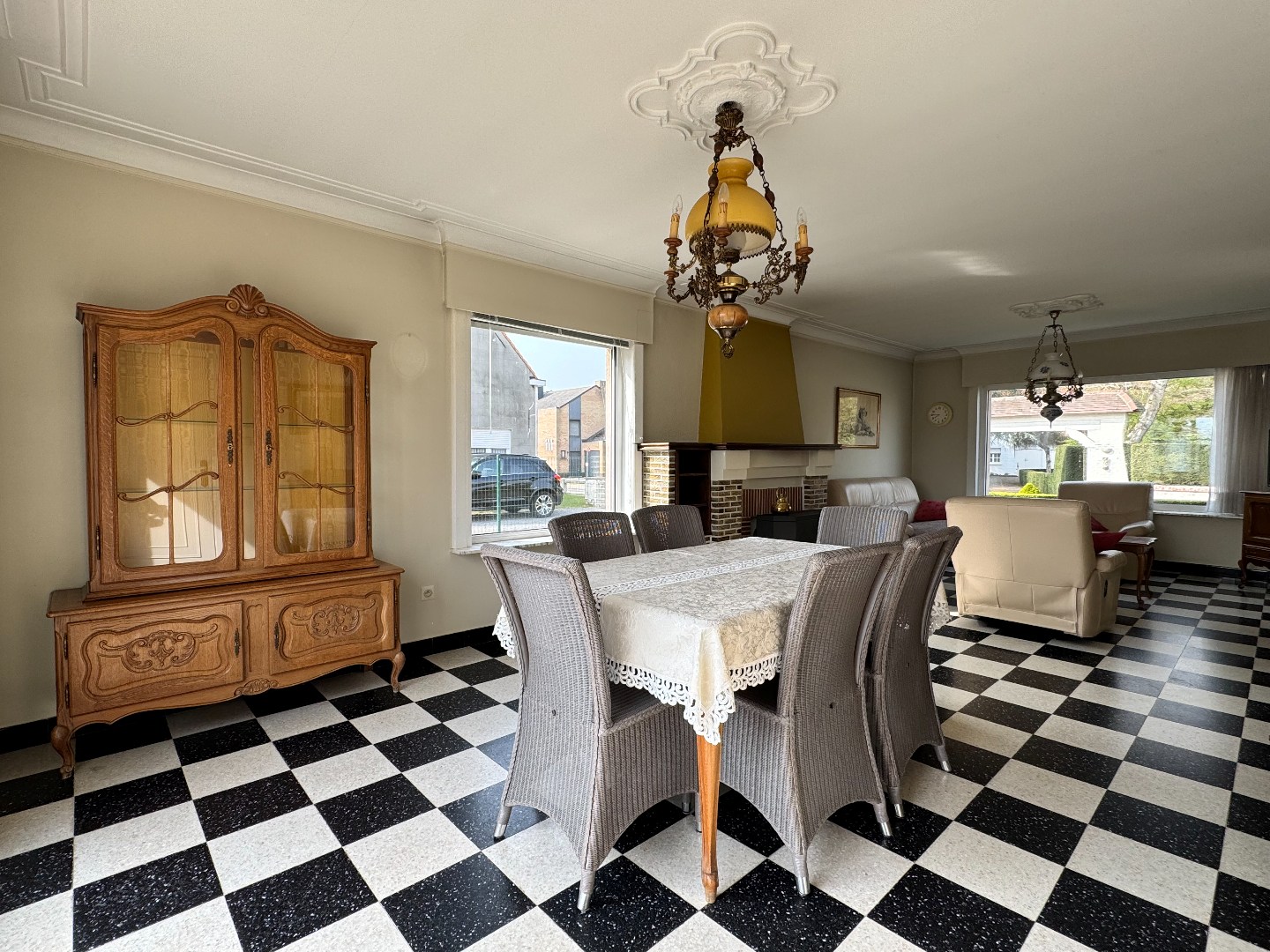 Verzorgde open bebouwing met tuin en garage in Zulte 