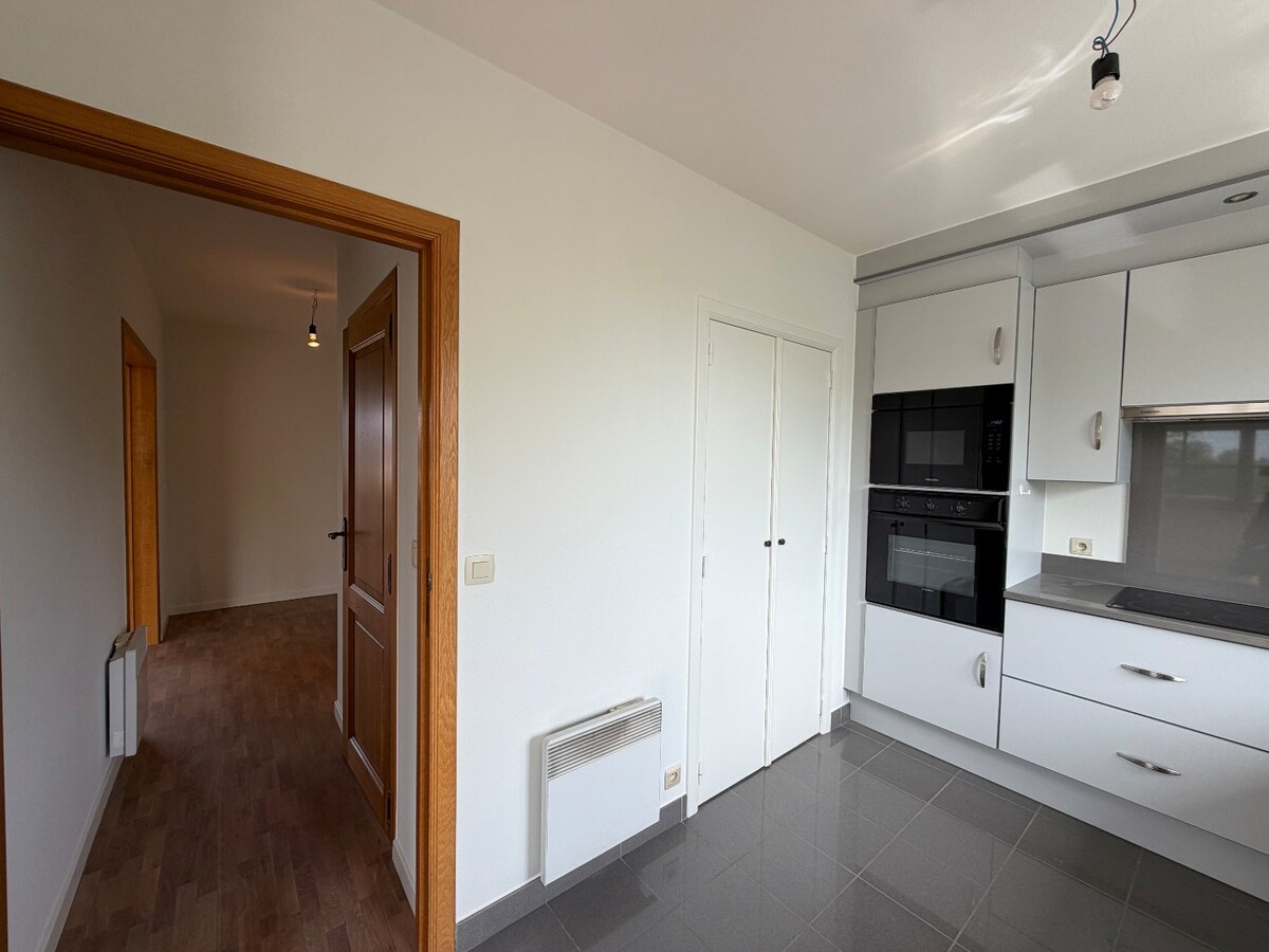 Ruim duplex-appartement met 2 terrassen in hartje Gavere 