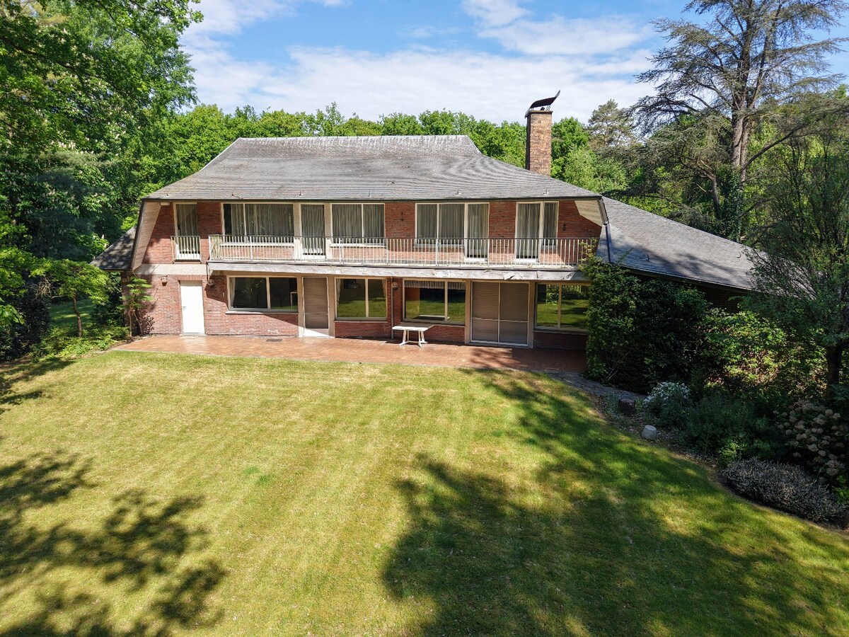 Villa "Lentestemmen" op een perceel van 4.491 m² te Schilde 