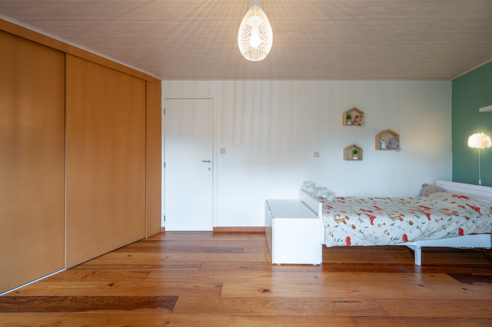 Instapklare en charmante woning met 3 slaapkamers en tuin 