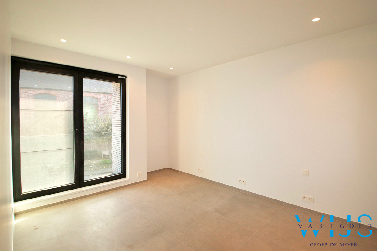 FENOMENAAL appartement met hoge afwerking te KLUIZEN ! 