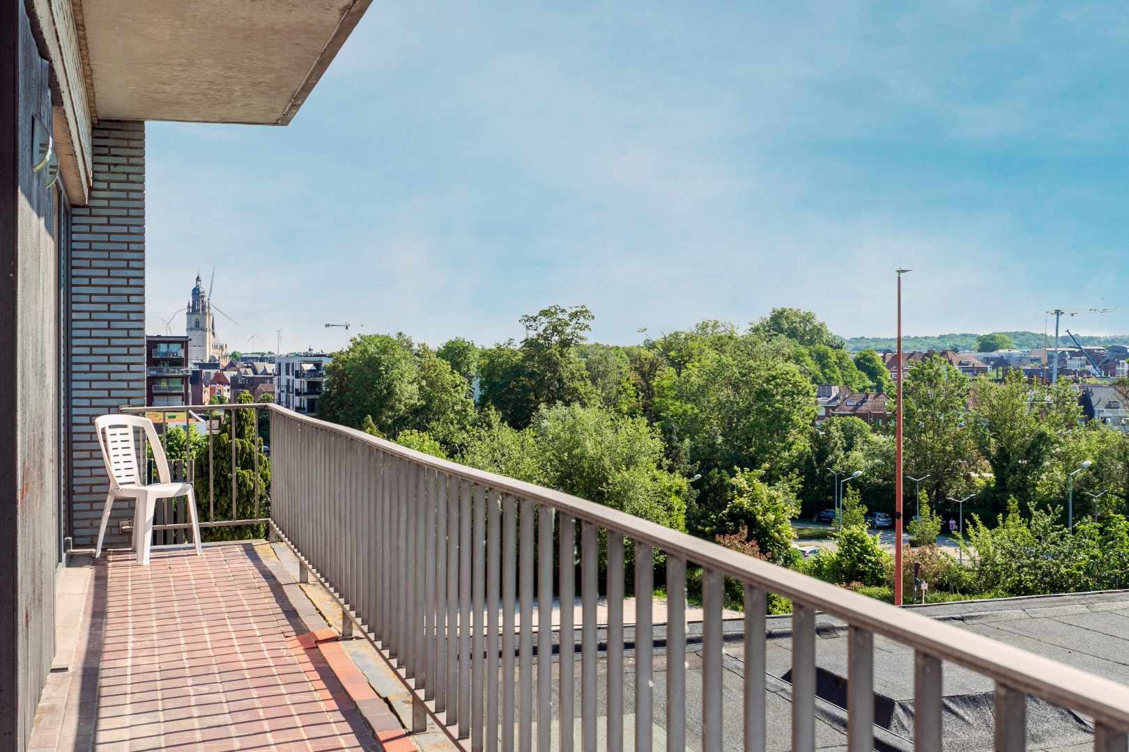Instapklaar appartement met 2 slpk te Halle 