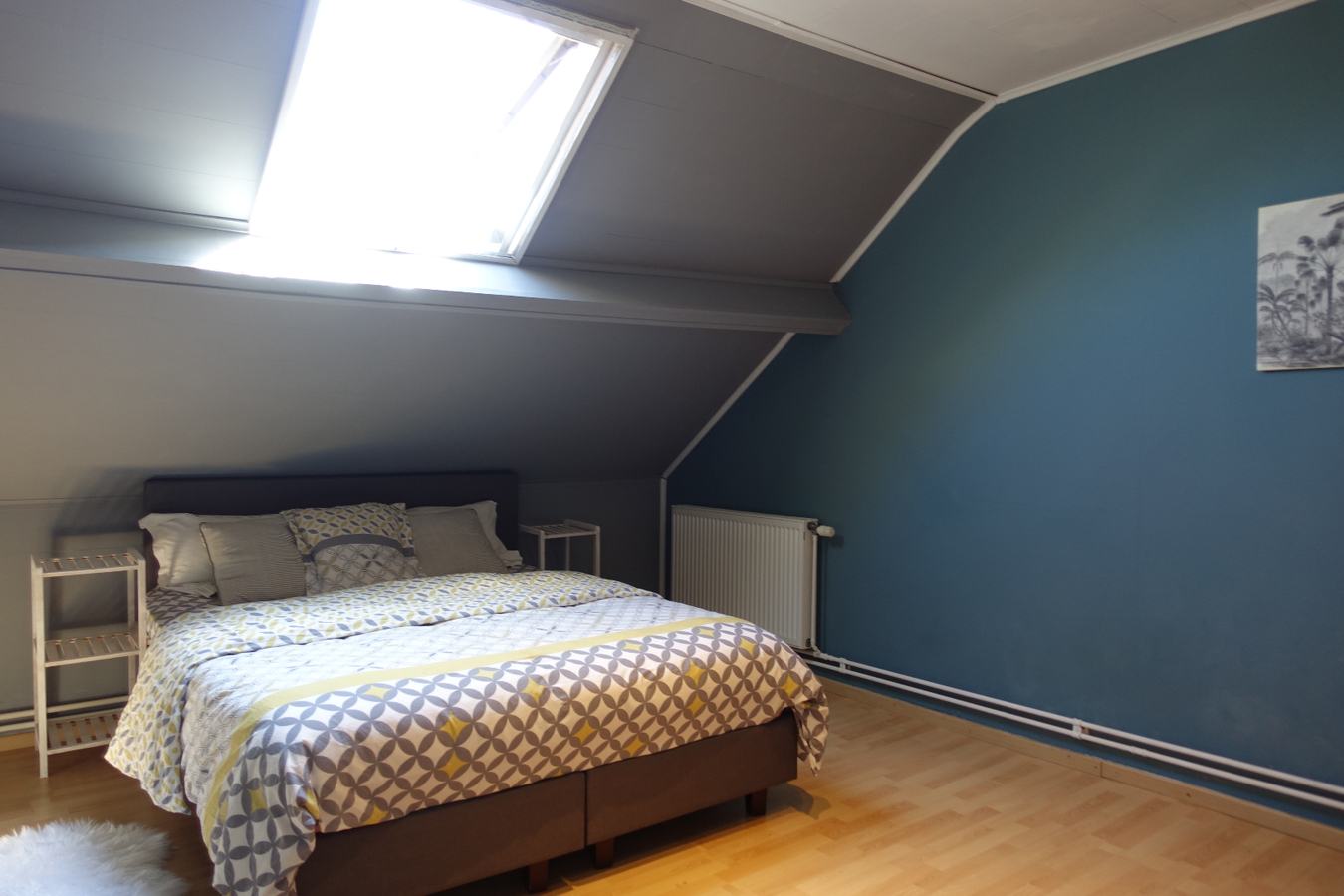 Goed gelegen hoekwoning met gezellige tuin en garage 