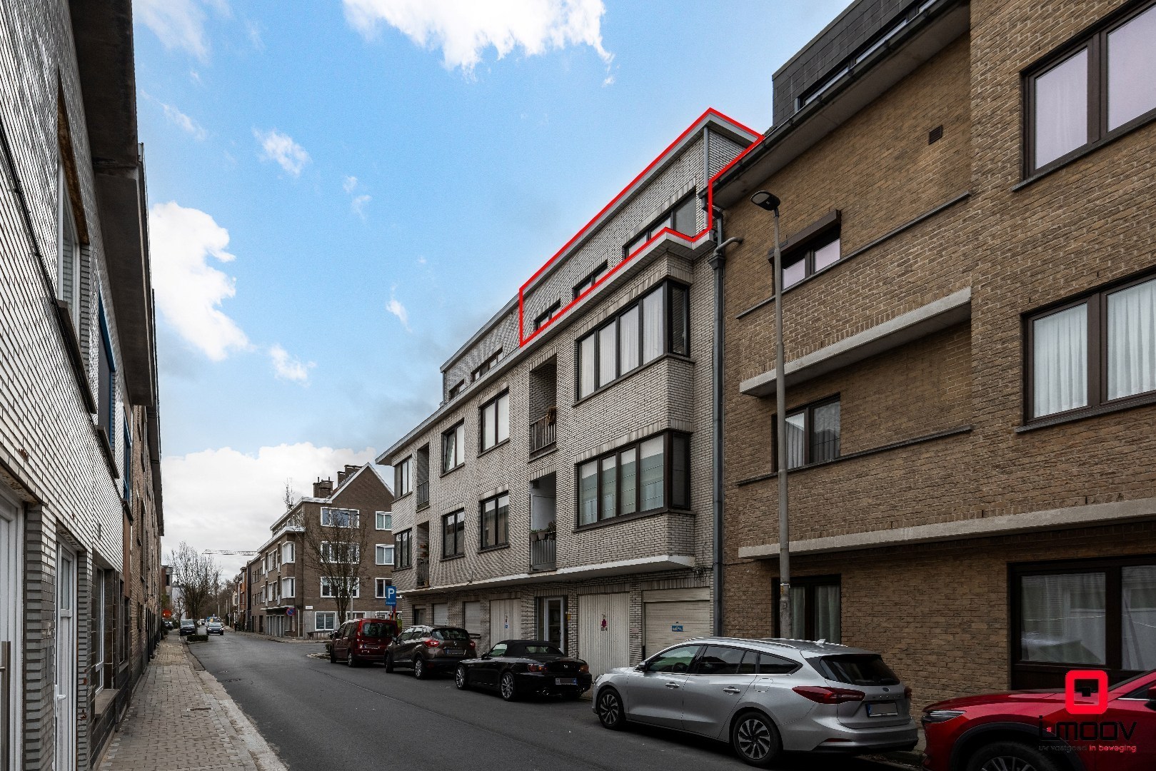 Instapklaar lichtrijk appartement op toplocatie in Sint-Amandsberg 
