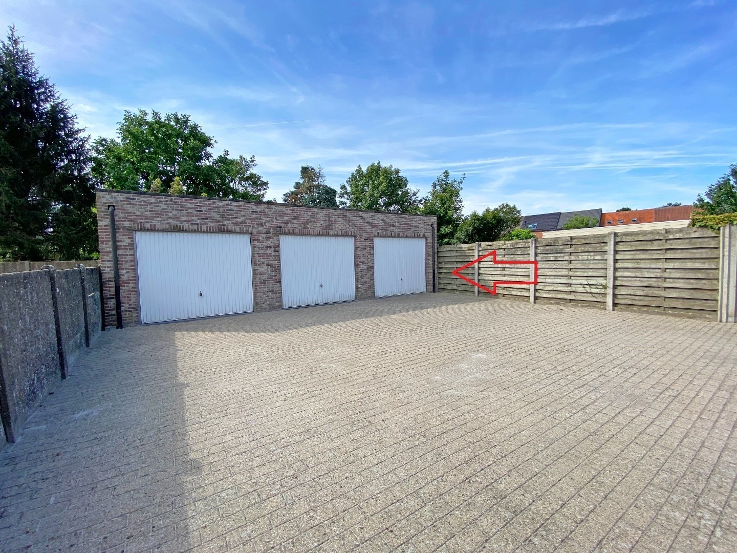 Afgesloten garage nabij het centrum van Geel 