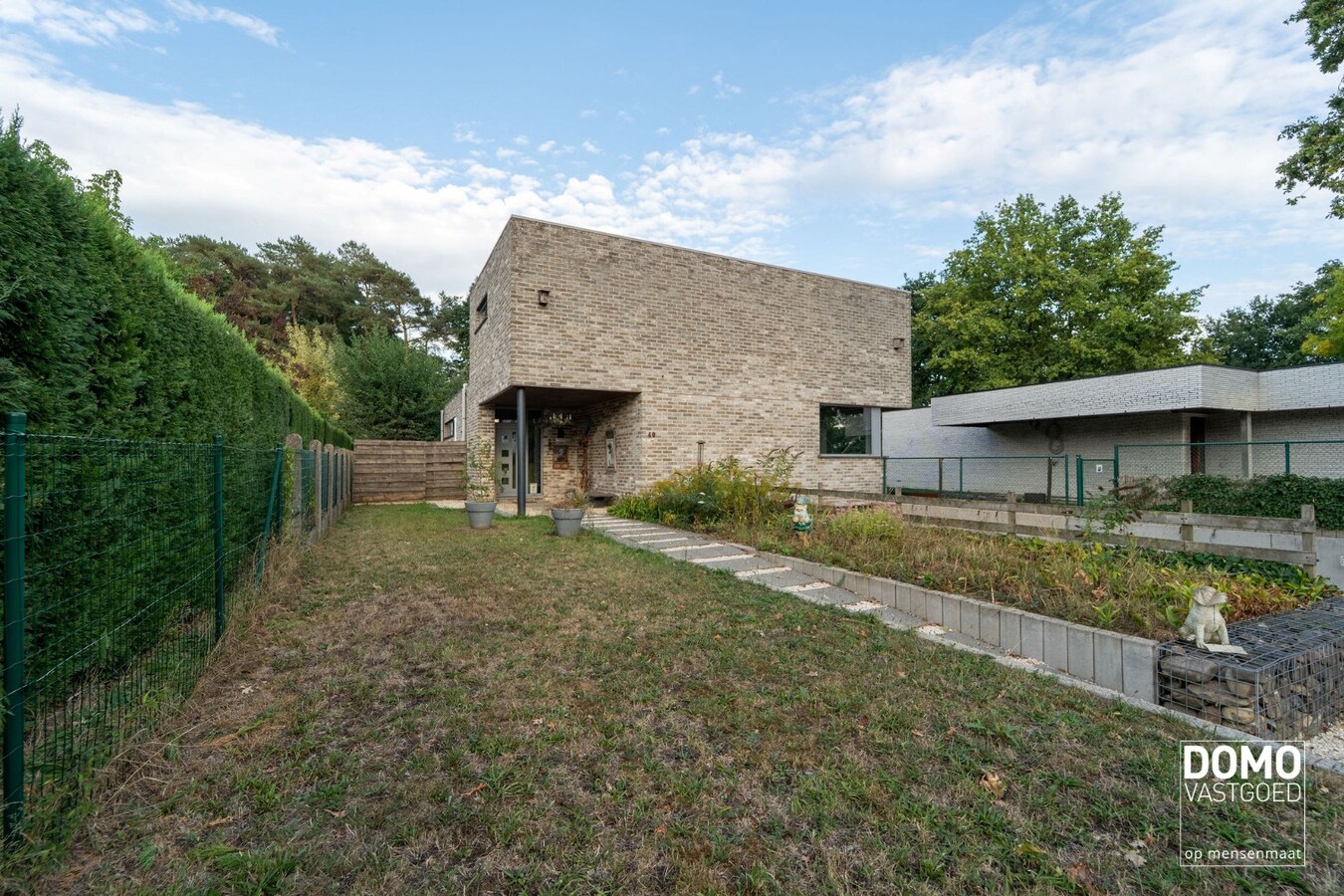 Moderne open bebouwing in groene omgeving te Lummen 