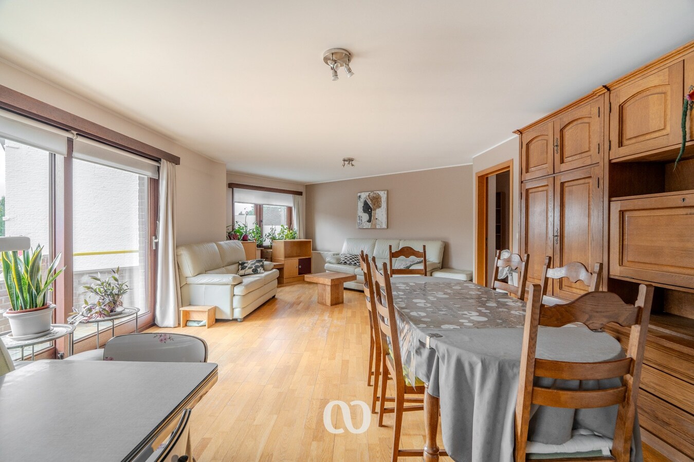 Gezellig en lichtrijk appartement met garage in het centrum van Oudenaarde 