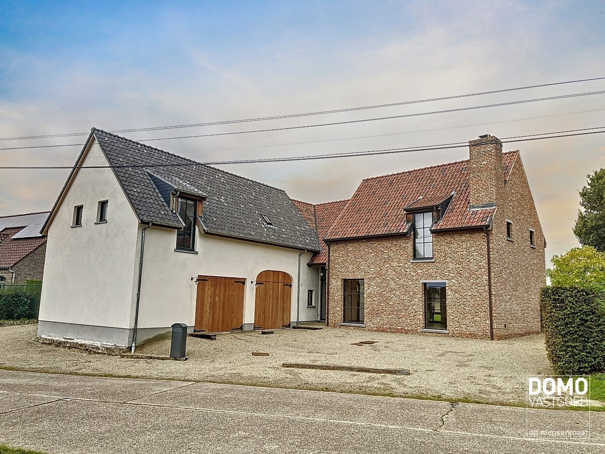 Prachtige gerenoveerde Hoeve met knap groen uitzicht in Herk-de-Stad 