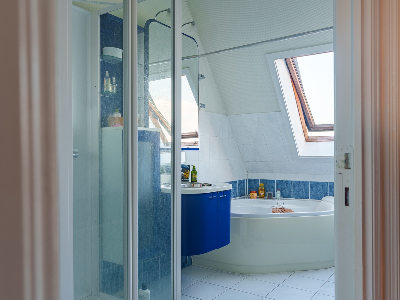 Instapklaar duplexappartement te Waarschoot. 