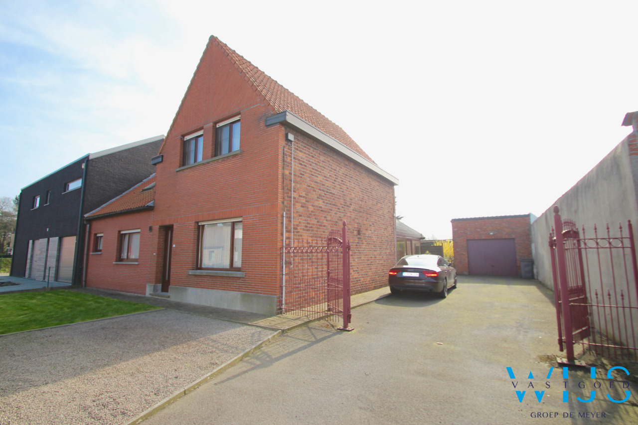 Gezellig woonhuis met mooie veranda en groene tuin ! 