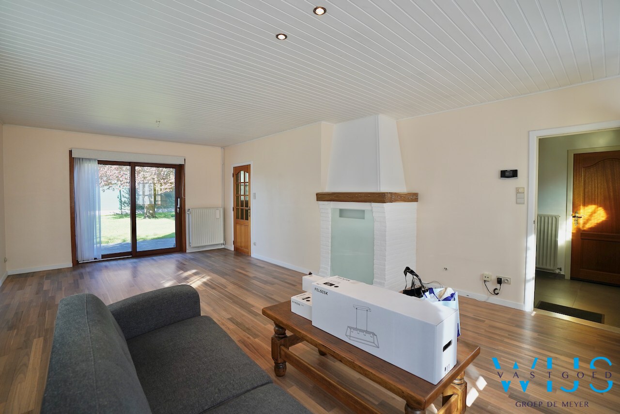 Instapklare gezinswoning met 4 slaapkamers in woonwijk te EVERGEM ! 