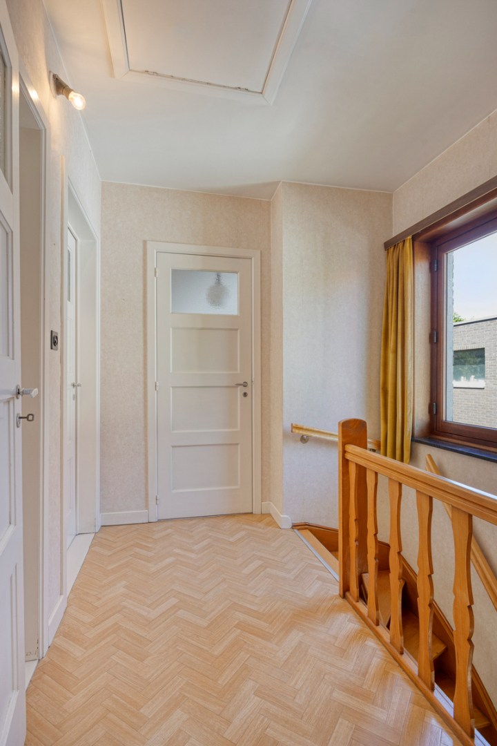 Half open bebouwing met 3 slaapkamers, zuid/west georiënteerd tuin op super ligging in Kessel-Lo! 