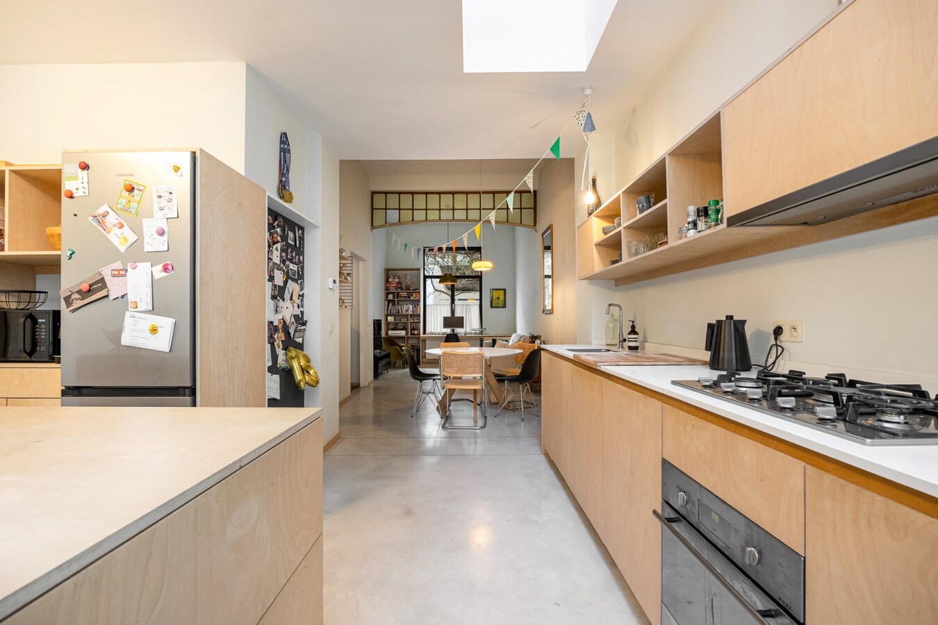 Gerenoveerde herenwoning met stadskoer in de Haringrodewijk! 