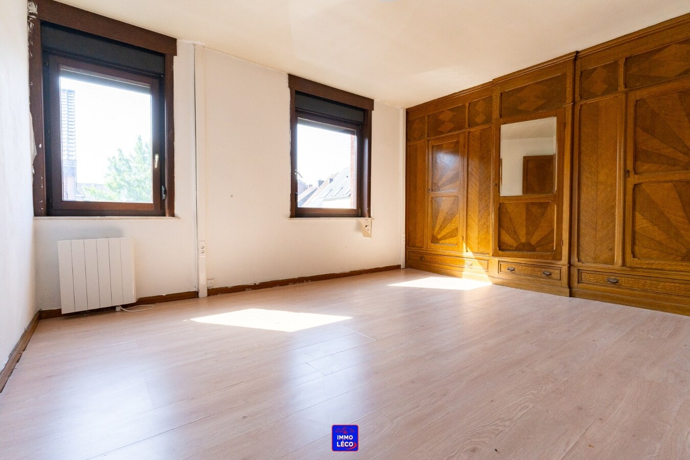 Maison avec cour, idéal investisseurs/1er achat  ! 