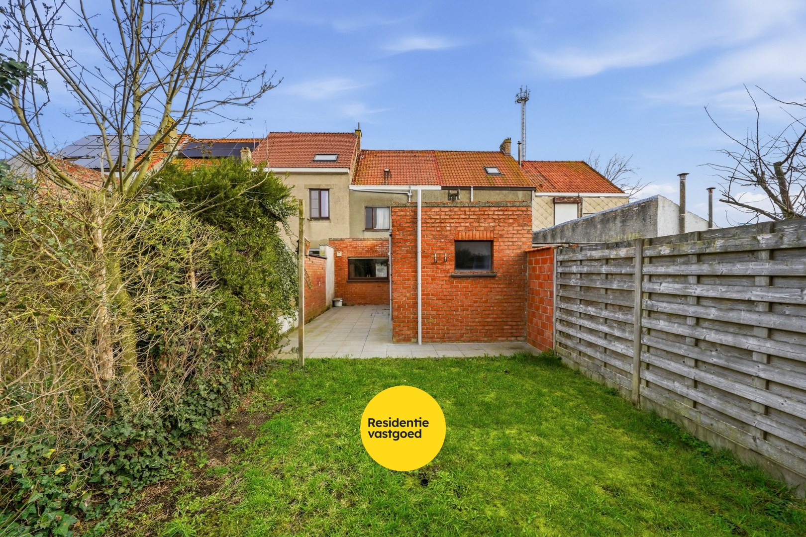 Te renoveren woning met 3 slaapkamers en tuin in Zandvoorde (Oostende) 