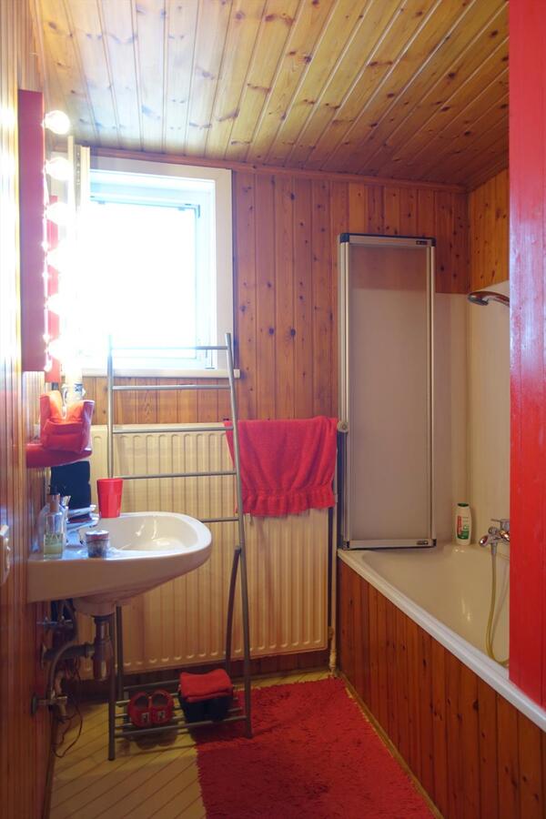 Ruime woning met 4 slaapkamers 