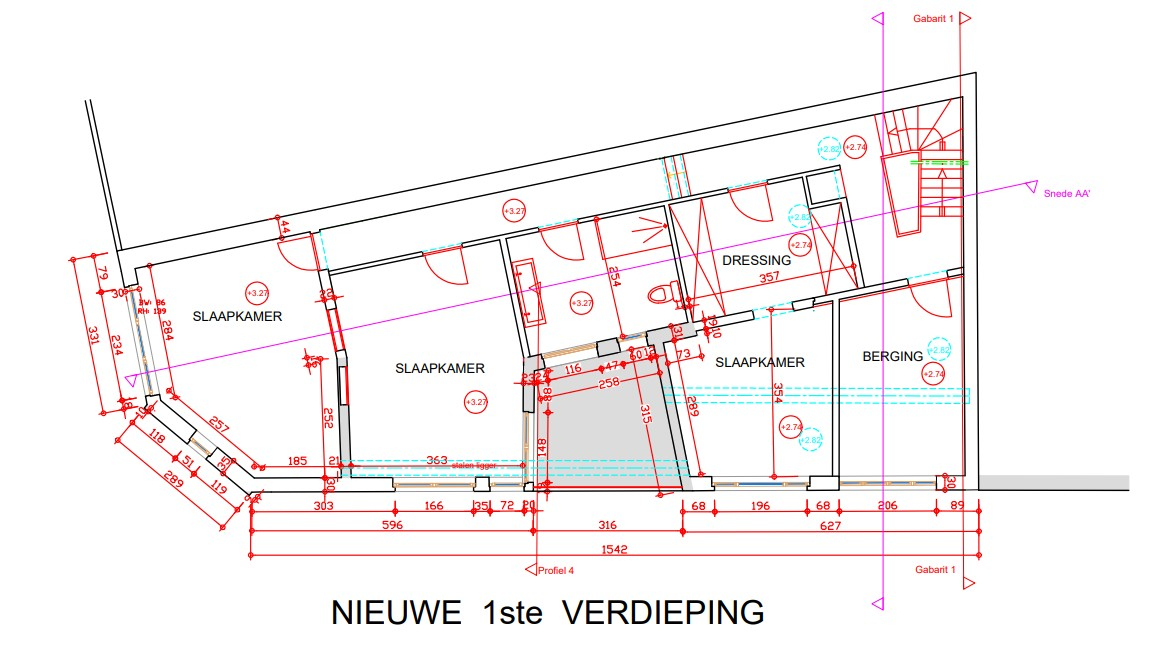 Ruim duplexappartement met 3 slaapkamers nabij Gent-Sint-Pieters 